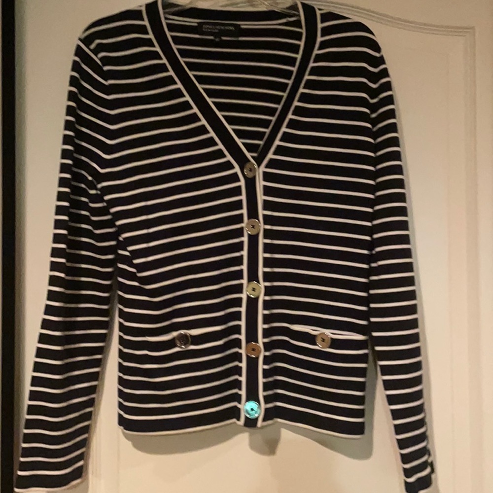 Strip Black and White Cardigan Seater